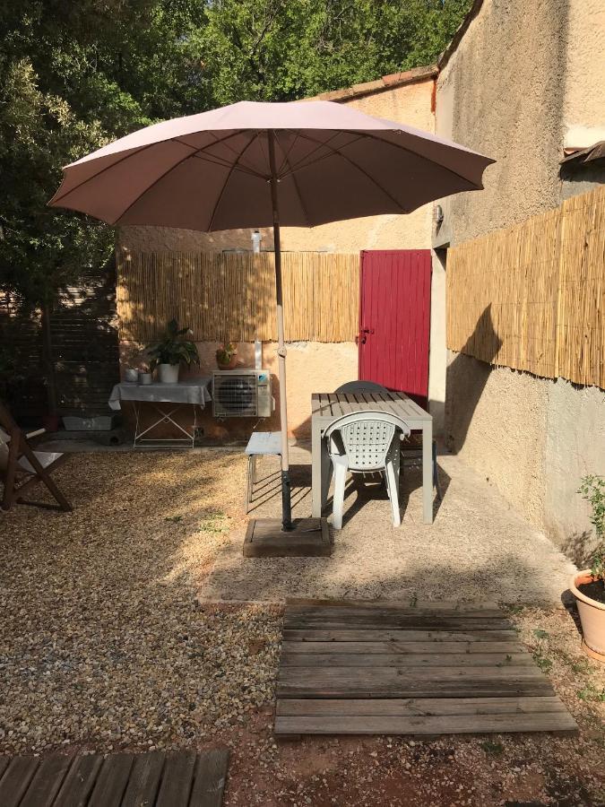 Source D'Harmonie L'Ecureuil Terres Rouges La Rocaille L'Olivier Apartman Meyreuil Kültér fotó